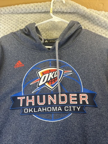 Adidas OKC Thunder Hoodie Men’s Size 2XL Blue Long Sleeve Graphic Print Cover