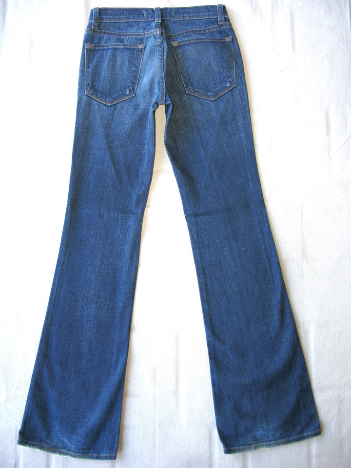 Jeans Bootcut de tiro medio marca J para niñas pequeñas talla 14 azul desgastado + elástico L 31 Foto 1 de 4