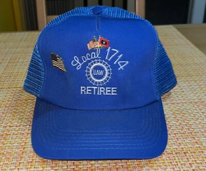 Local 1714 UAW Retiree Men’s Blue Baseball Cap Hat - Inc. Pins - VTG - Picture 1 of 6
