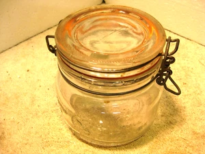 one pint glass canning jar from Italy 1965 - Picture 1 of 5