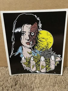 Adesivo vinile Creepers Horror 3" x 4" spedizione gratuita anni 80 Dario Argento fenomeni - Foto 1 di 1