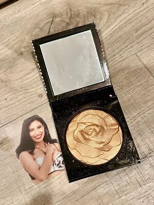 MAC x Selena Bronzer - Image 1 of 4