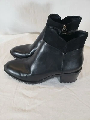  Zara Basic Collection Black Leather Ankle Boots Side Zip Wmn's Sz 6.5 M / 37 EU - Image 1 of 4