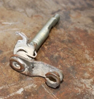 Yamaha YZ400F 1998 brazo de embrague eje 5BE-16381-00-00 palanca de empuje comp Foto 1 de 2