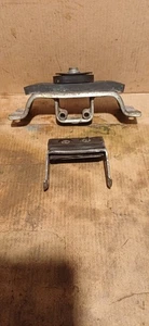 Soporte de montaje de tanque de gasolina delantero y trasero Yamaha FZR1000 EXUP envío y devolución gratuitos - Imagen 1 de 10