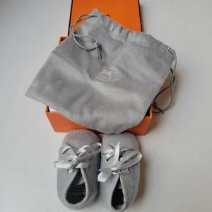 Hermes Baby First Zapatos Gris Lana Angora Menos de 10,5 cm Con Caja y Bolsa para el Polvo - Imagen 1 de 15