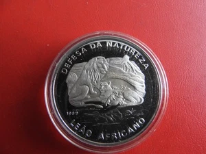 * Mozambique 500 Meticais 1989 plata PP *WWF* León (empuje 9711) - Imagen 1 de 2