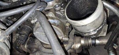 Nissan X-Trail 2005 EGR Valve Exhaust Gas used, Genuine #2537220-83 - Bild 1 von 4