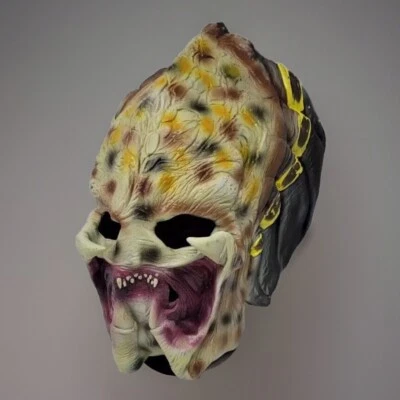 Predator Latex Mask Alien Vs. Predator Rubber Mask Strap Cosplay Halloween  - Image 1 of 4