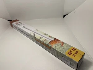 Zilla Slimline Tropical  T8 UVB Reptile Lightbulb 18” - Picture 1 of 3