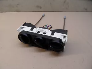 Audi A1 8X Air Conditioning Control Device for a /C 8X0820045 - Picture 1 of 2