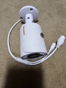 Honeywell 3MP IP Camera HBD3PR1 Bullet IP Camera For PARTS - Picture 1 of 3