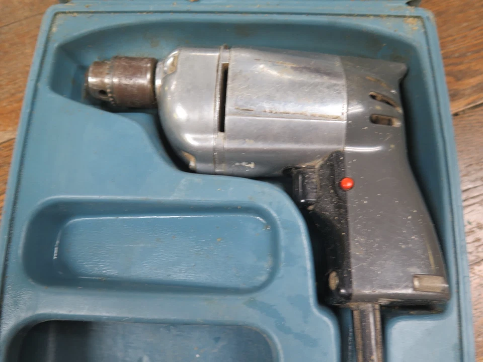 Black & Decker VTG 7110-05 3/8” Drill Kit 1960’s quality built tested works - Image 1 of 4