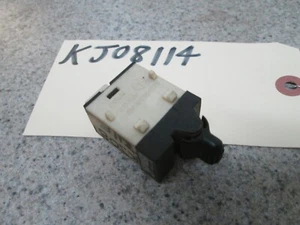 04 05 06 07 JEEP LIBERTY POWER DOOR LOCK SWITCH - Picture 1 of 2