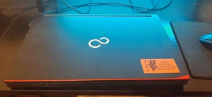 (VB) Fujitsu Lifebook E546 gebraucht in schwarz - Bild 1 von 3