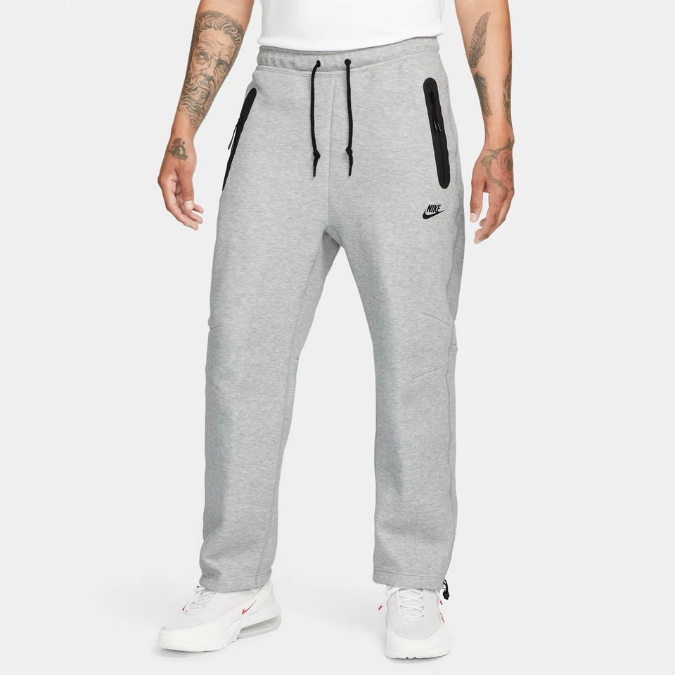 Pantalones deportivos Nike Sportswear Tech polar dobladillo abierto grises para hombre talla L HJ6533-063 Foto 1 de 4