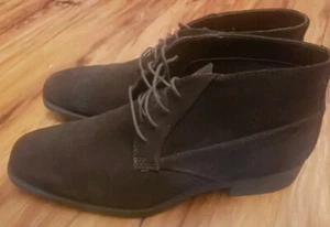 Calvin Klein Jae Gray Suede Chukka Boots Mens Shoes SIZE 10.5 - Picture 1 of 7
