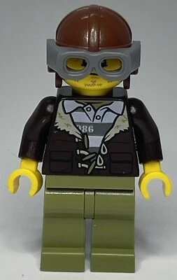LEGO Mountain Police Crook (Minifigure, CTY0879, Lego City, 60174) Canadian - Image 1 of 4