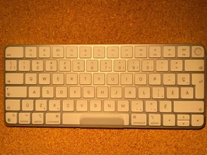 BRAND NEW Genuine Apple Magic Keyboard with Touch ID French Canadian A2449 White - Picture 1 of 6
