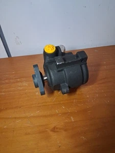 Power Steering Pump For 1997-2005 Ford Explorer 2001-2011 Ranger A674carm - Picture 1 of 7
