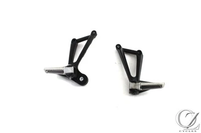 Juego de soportes de clavija de pasajero Yamaha YZF R3 19-24 OEM Foto 1 de 4