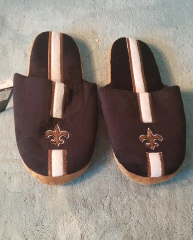 New Orleans Saints NFL Slippers Mens size X-large Team Colors new with tags Cover