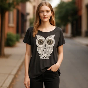 Julie’s Closet Women’s T-shirt Gray Owl Multicolor Short Sleeve Size Tag Removed - Picture 1 of 12