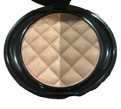 Signature Club A Jet Tech Wet Set Ultra Creamy Powder Eyeshadow Duo #2 Med - Image 1 of 3