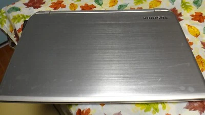 Toshiba Satellite S55-B5280, 15.6", I7, 16 GB, 1TB, Wins10, good laptop - Image 1 of 4