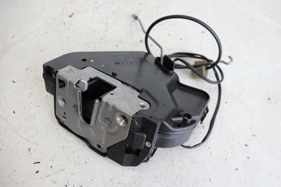 Cerradura puerta trasera Mercedes Benz E63 AMG W211 2007 RHS J146 Foto 1 de 1