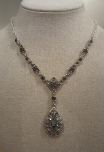 Collana Trifari finta marcasite design floreale pendente tono argento 19" ELEGANTE - Foto 1 di 5
