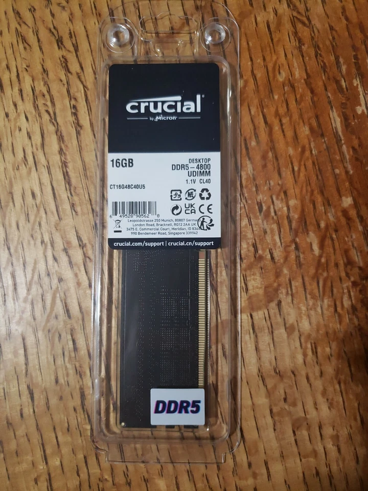 Crucial 16GB (1x16GB) DDR5 4800 UDIMM free shipping🔥 (CT16G48C40U5) - Image 1 of 2