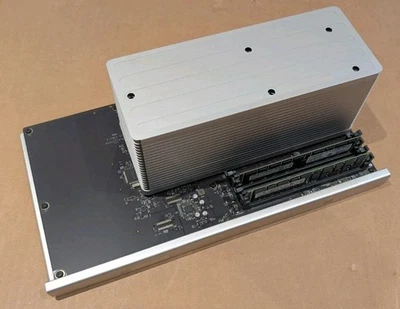 Mac Pro Quad Core 2.8 Xeon W3530 2010 16gb Ram CPU Tray - Image 1 of 4