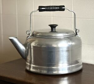 Vintage COMET Aluminum Coffee Tea Water KETTLE Pot Hunt Camp Kitchen 1950s 1gal