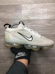 Black And White Nike Vapormaxes Size 6 UK - Picture 1 of 7