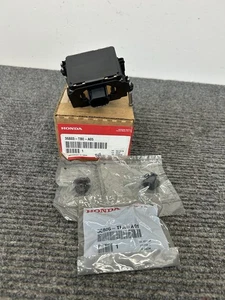 NEW OEM 2019 - 2021 Honda Civic Front Radar Cruise Control Sensor 36803-TBE-A05 - Picture 1 of 12