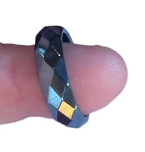 Black Gun Metal Faceted Stainless Steel Ring Band Size 5 - Picture 1 of 3