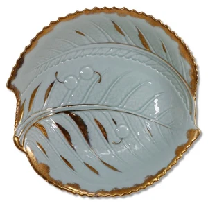 Leaf Bowl  Mint Green Gold Trim Hand Painted in Japan 9" OD MCM Pottery - Picture 1 of 5