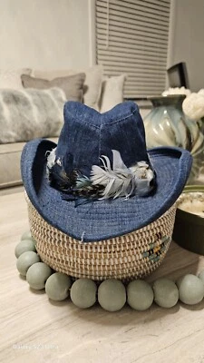 Sombrero de Vaquero Vintage Hecho en Unión con Borde de Plumas por United Hatters Foto 1 de 4