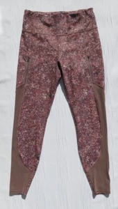 Athleta US M Rainier lila bedruckt + Mesh enge Leggings Yoga Reißverschlusstaschen gebraucht, in einwandfreiem Zustand - Bild 1 von 5