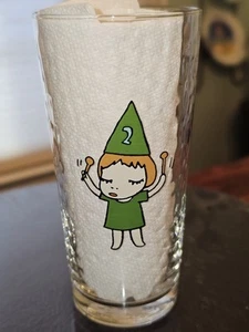 Taza de cristal Yoshitomo Nara linda niña mujer dama baterista #2 exposición 2006 verde - Imagen 1 de 6