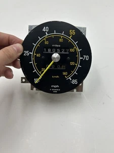 77-85 Mercedes W123 300D 300TD 300CD 240D Speedometer Odometer Instrument - Picture 1 of 16