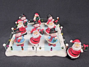 Christmas Decorative Game. Tic-Tac-Toe with Santas VS Snowmen!! 6.5" by 6.5" - Picture 1 of 15