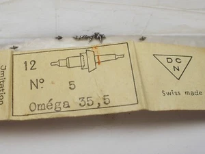 ONE OMEGA CALIBER 35.5 BALANCE STAFF NEW WATCH MOVEMNT PART 723 - Picture 1 of 1