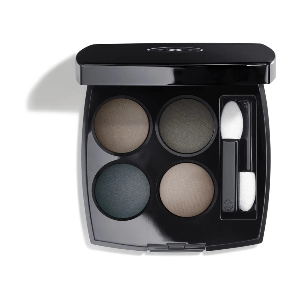 CHANEL Les 4 Ombres Multi Effect Quadra Eyeshadow 324 Blurry Blue