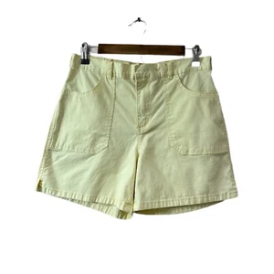 Gloria Vanderbilt Women’s Size 8 Lightweight Yellow Shorts - Picture 1 of 5
