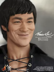 Figura coleccionable Hot Toys M Icon Bruce Lee en desgaste causal escala 1/6 12 pulgadas - Imagen 1 de 12