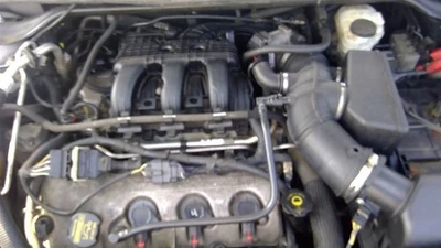 Hood Fits 08-09 TAURUS X 261467 Foto 1 de 4