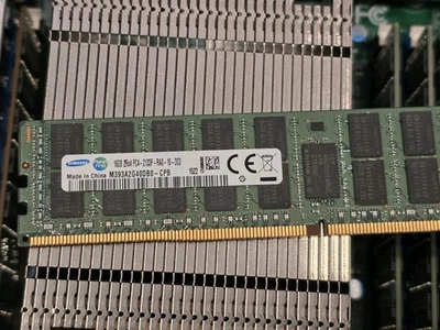 Samsung 256GB 16x 16GB DDR4 2133MHz PC4-17000 ECC RDIMM RAM M393A2G40DB0-CPB - Image 1 of 4