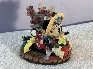 Disney enesco figurine minnie mouse in garden smelling rose on spring AA642 - Picture 1 of 7
